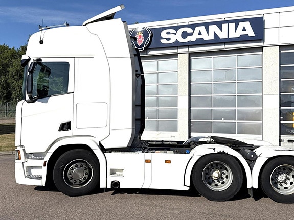 Scania R 540 A6x2NB Dragbil 2 of 10