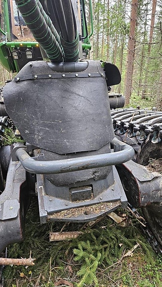John Deere 1170G 5 of 21