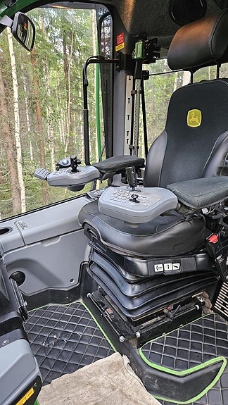 John Deere 1170G 11 of 21