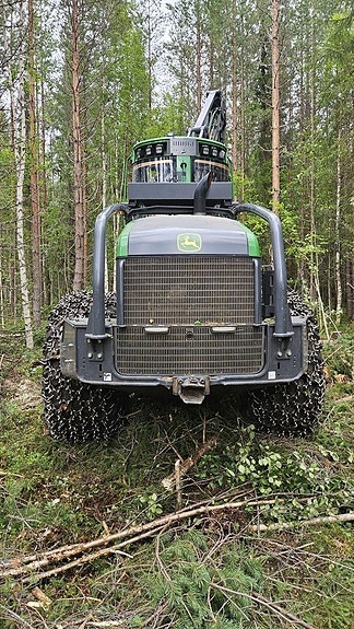 John Deere 1170G 9 of 21
