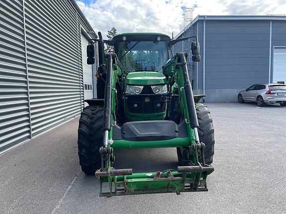 John Deere 6120 M 3 of 11