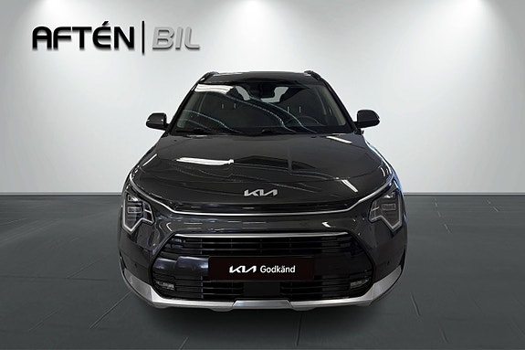 Kia Niro 2 of 24