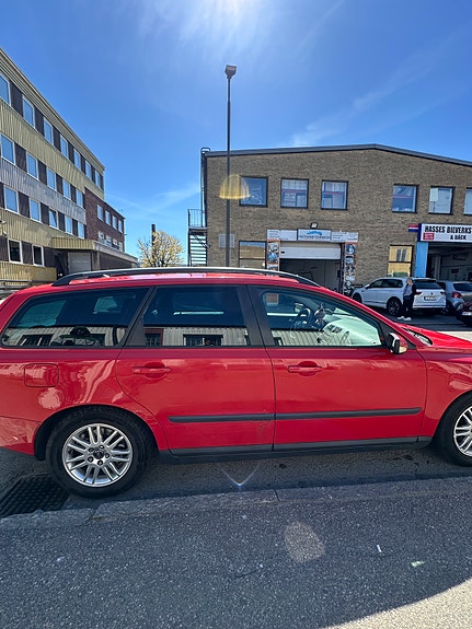 Volvo V50 7 of 21