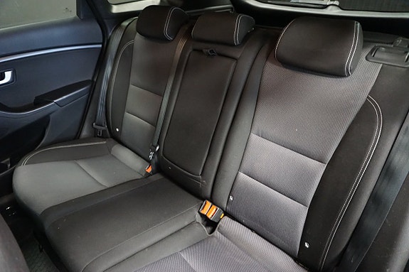 Hyundai i30 13 of 18