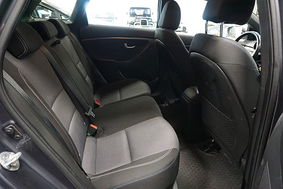 Hyundai i30 16 of 18