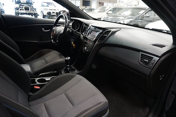 Hyundai i30 9 of 18