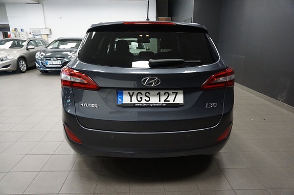 Hyundai i30 7 of 18
