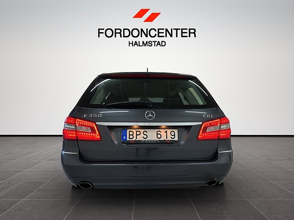 Mercedes-Benz E350 5 of 25