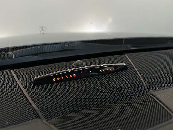 Mercedes-Benz E350 17 of 25