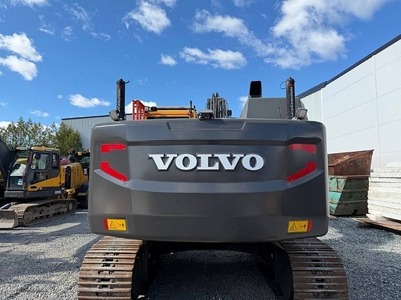 Volvo EC 220 EL 8 of 16