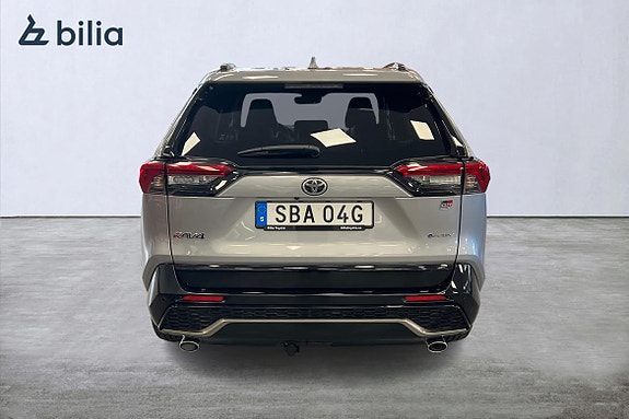 Toyota RAV4 5 of 28