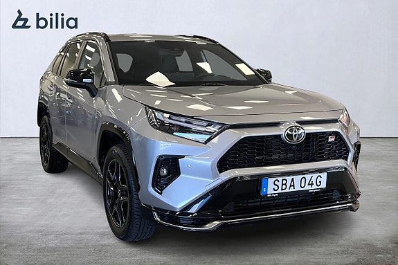 Toyota RAV4 20 of 28