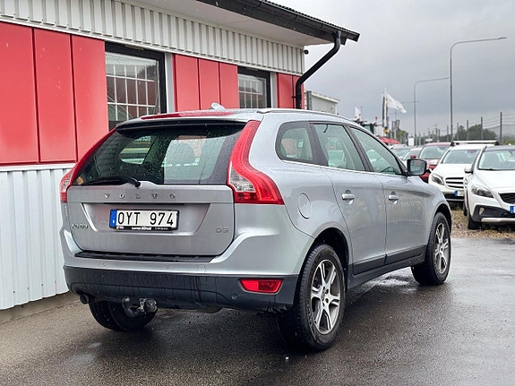Volvo XC60 7 of 27
