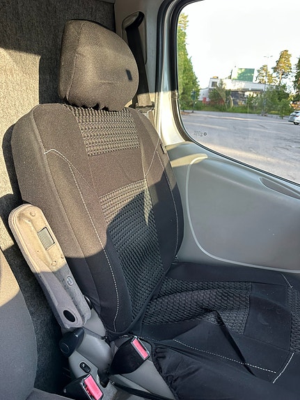 Opel Vivaro 14 of 22