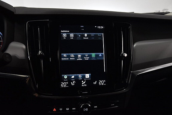 Volvo V90 Cross Country 17 of 19