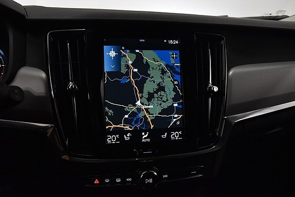 Volvo V90 Cross Country 16 of 19