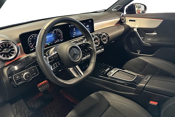 Mercedes-Benz A250 e 7 of 27