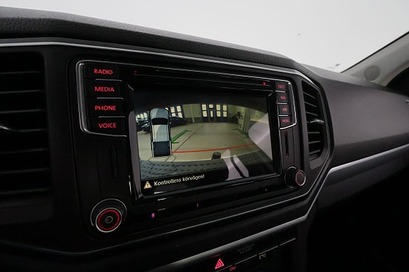 Volkswagen Amarok 19 of 24