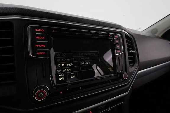 Volkswagen Amarok 21 of 24