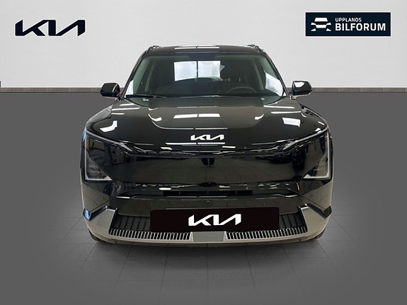 Kia EV5 2 of 17