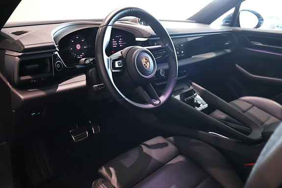 Porsche Macan 4S 14 of 18