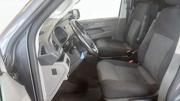 Volkswagen Transporter 8 of 12