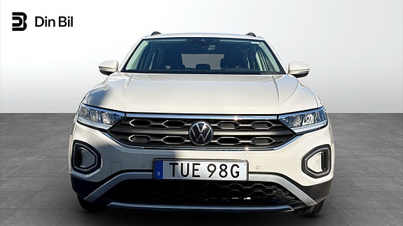 Volkswagen T-Roc 4 of 12