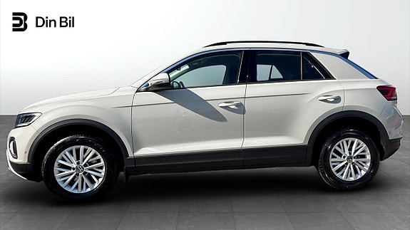 Volkswagen T-Roc 2 of 12