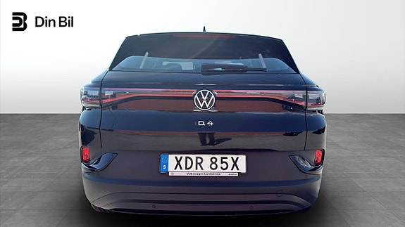 Volkswagen ID.4 5 of 12