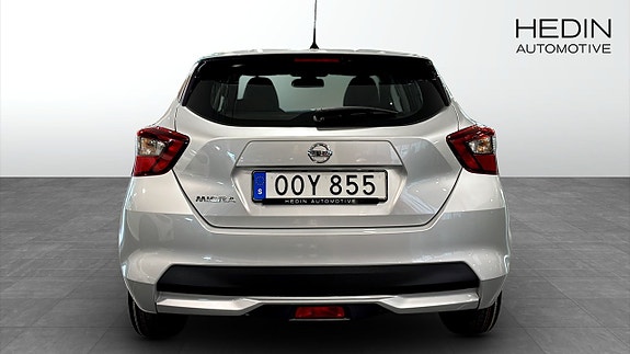 Nissan Micra 7 of 12