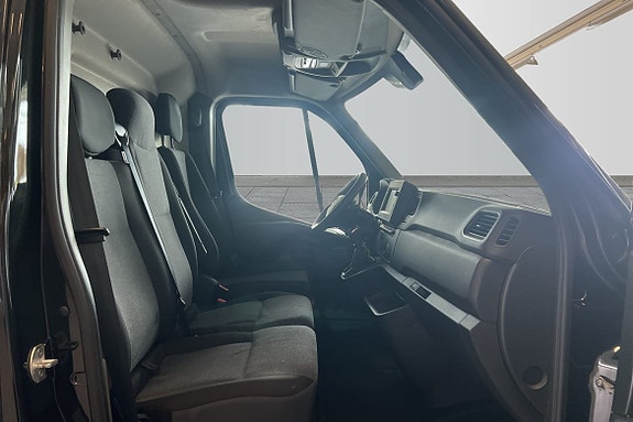 Renault Master 7 of 10