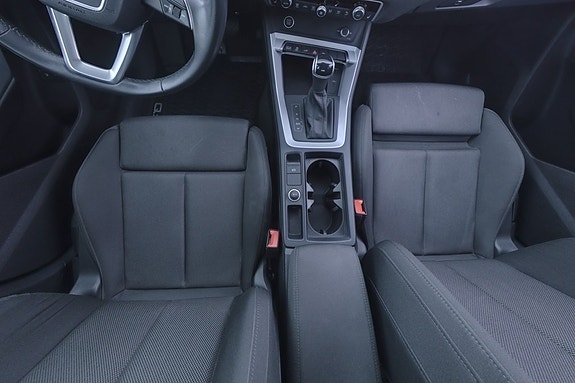 Audi Q3 9 of 20
