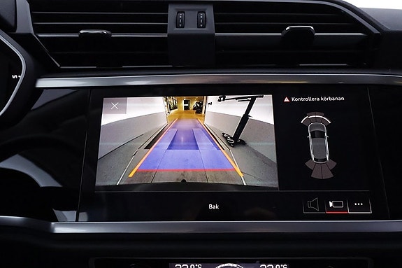 Audi Q3 20 of 20