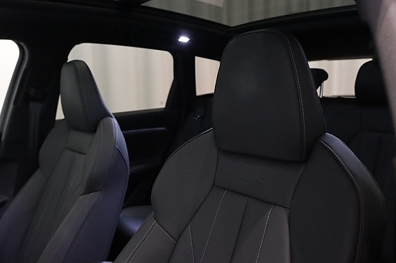 Audi Q6 e-tron 27 of 27