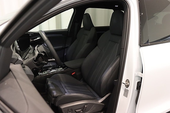 Audi Q6 e-tron 10 of 27