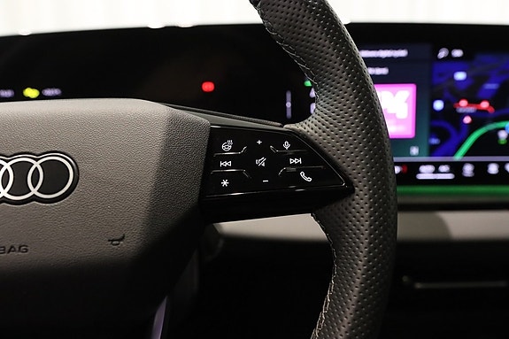 Audi Q6 e-tron 18 of 27