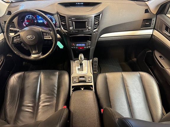 Subaru Outback 9 of 13