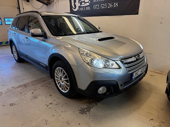 Subaru Outback 2 of 13