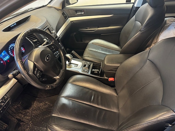 Subaru Outback 10 of 13