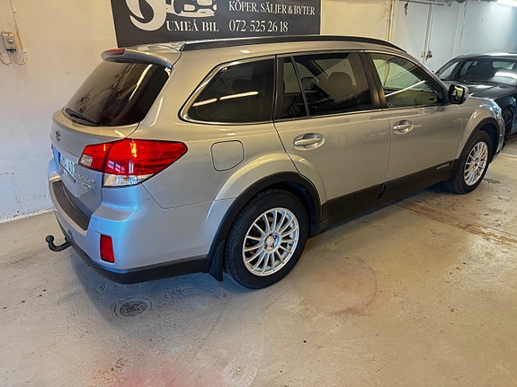 Subaru Outback 6 of 13