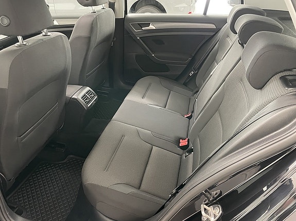 Volkswagen Golf I 11 of 16