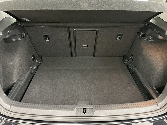 Volkswagen Golf I 13 of 16
