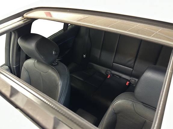 BMW 330d 2 of 29