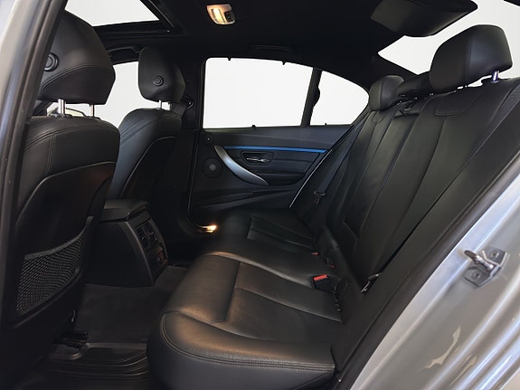BMW 330d 24 of 29
