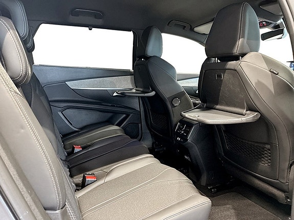 Peugeot 5008 14 of 18