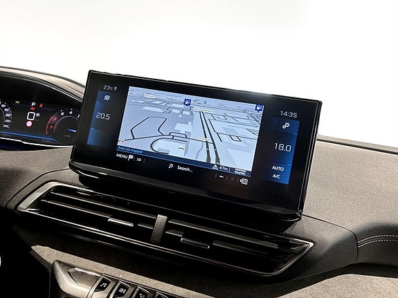 Peugeot 5008 10 of 18