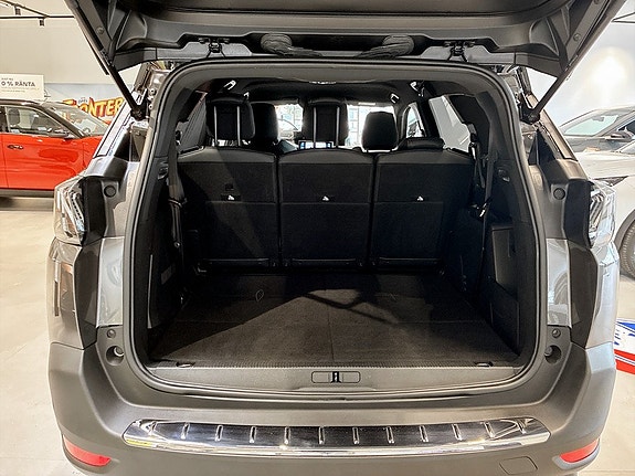 Peugeot 5008 16 of 18