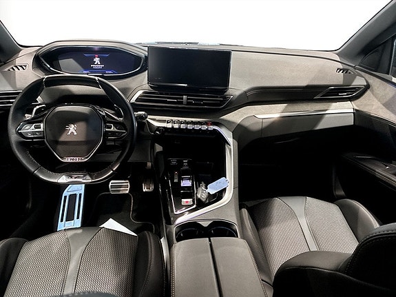 Peugeot 5008 8 of 18