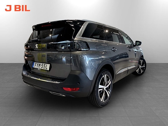 Peugeot 5008 3 of 18