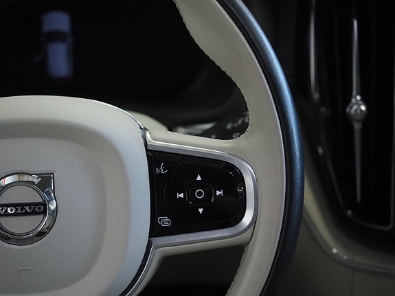 Volvo XC60 24 of 25